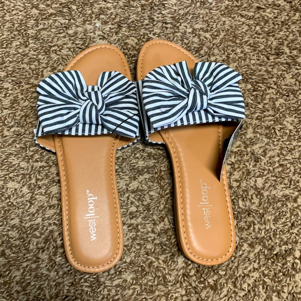 Size 7/8 West Loop sandals